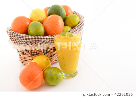 Fresh fruit and juice 42291036