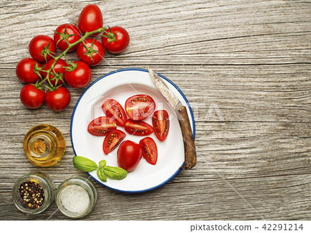 Tomatoes Tomatoes 42291214