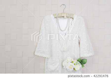 Fashionable clothes Fashionable clothes 42291476