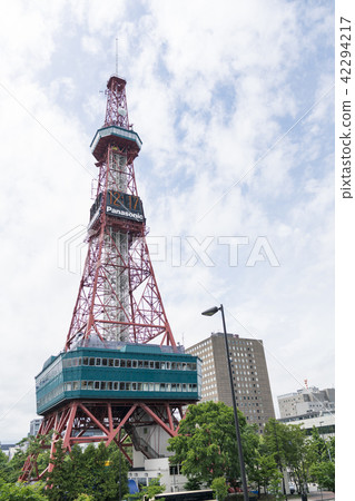 Sapporo TV Tower (View from Eastern Footbridge) Sapporo TV Tower (View from Eastern Footbridge) 42294217