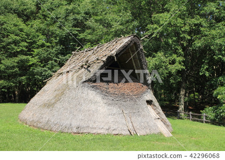 Special Historic site Scarpelite era ruins Yosuke ridge ruins 42296068