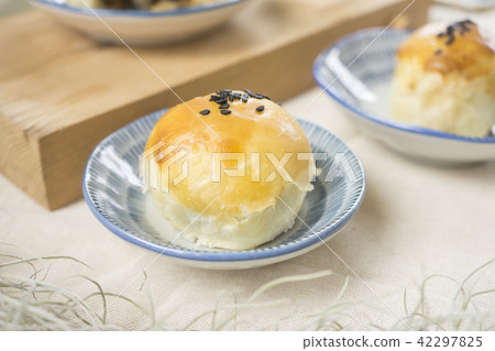 中秋節月餅 中秋節月餅 42297825