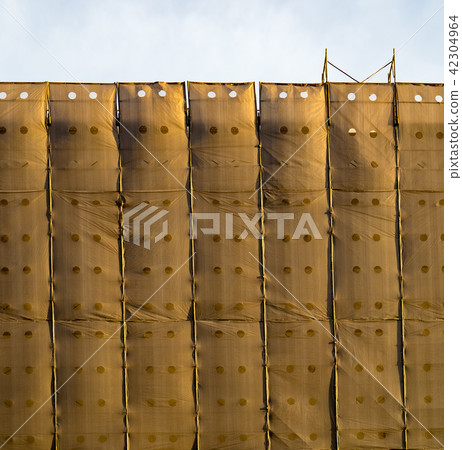 The construction site enclosed plastic mash The construction site enclosed plastic mash 42304964