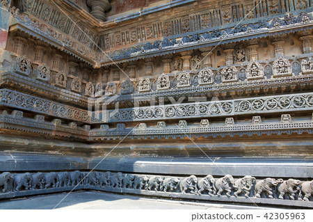 Decorative friezes, Chennakeshava temple, Belur Decorative friezes, Chennakeshava temple, Belur 42305963