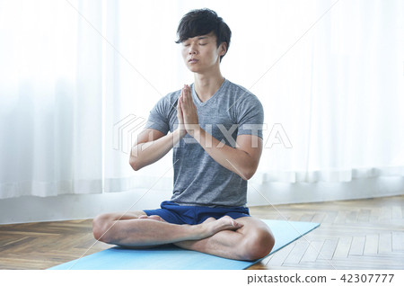 Yoga Men Yoga Men 42307777