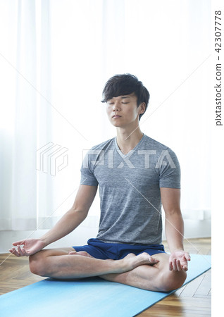 Yoga Men Yoga Men 42307778