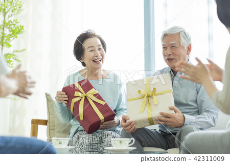 Senior couple gift Senior couple gift 42311009