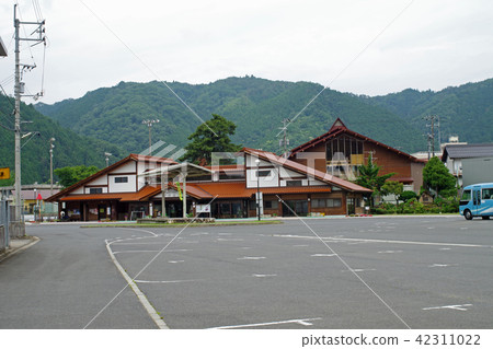 Kagami鎮交流大樓 Kagami鎮交流大樓 42311022