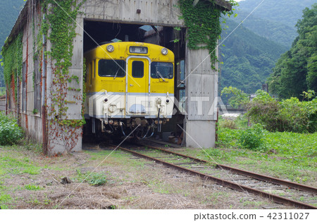 Takanori Town的廢線鐵路車輛 42311027
