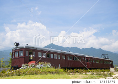 在Azumino Chihiro公園的複古車輛 42311875