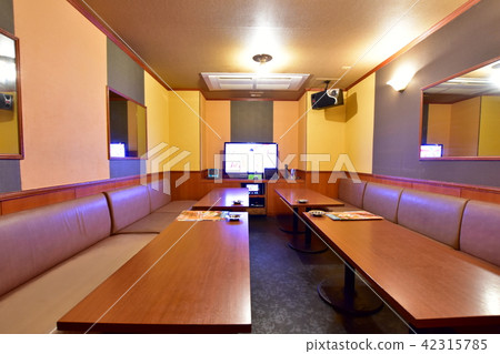Karaoke room 42315785