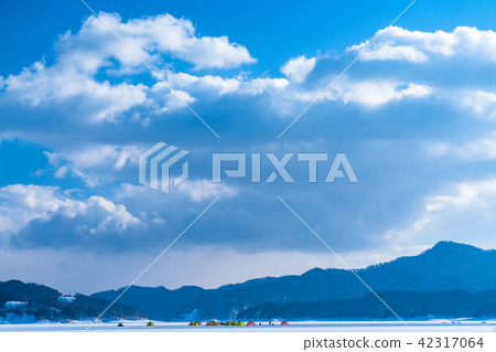 "Hokkaido" Lake Sukugaira · Freezing in winter 42317064