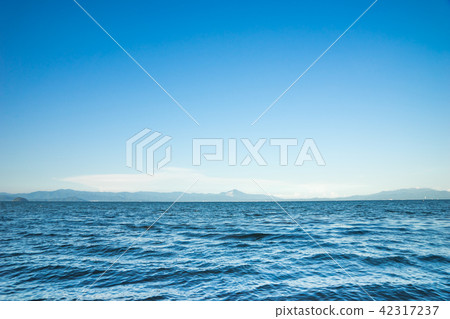 Lake Biwa in summer afternoon 42317237