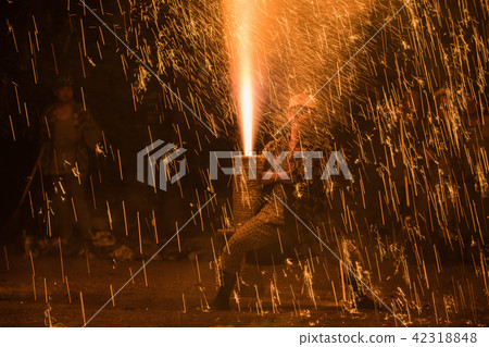 手煙花 42318848