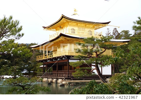 金閣寺在冬天 金閣寺在冬天 42321967