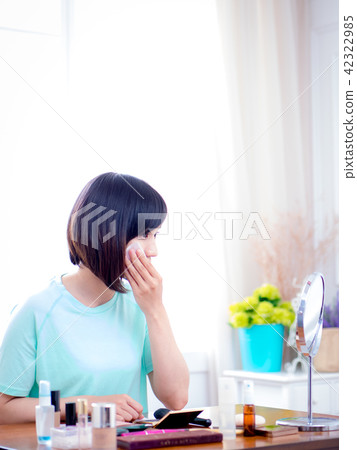 woman with makeup cosmetics woman with makeup cosmetics 42322985