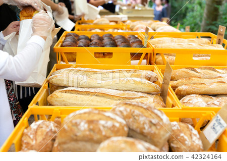 Homemade bread and baguettes at outdoor market Homemade bread and baguettes at outdoor market 42324164