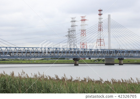 Subway Tozai line New 05 crossing the Arakawa bridge 42326705