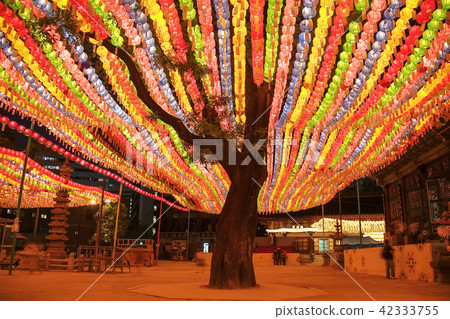 Seoul, Korea, Jogyesa 42333755