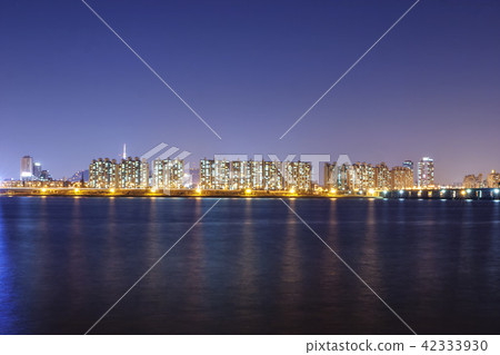 Seoul, Korea, night view Seoul, Korea, night view 42333930