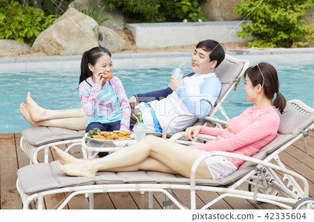 Travel, Family, Dad, Mom, Daughter, Korean 42335604