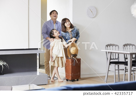 Travel, Family, Dad, Mom, Daughter, Korean Travel, Family, Dad, Mom, Daughter, Korean 42335717