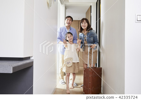 Travel, Family, Dad, Mom, Daughter, Korean Travel, Family, Dad, Mom, Daughter, Korean 42335724