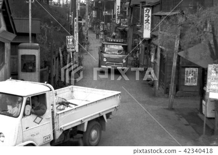 Showa landscape Shimocho shopping street Tokyo District Katsushika Ward in Showa 36 Showa landscape Shimocho shopping street Tokyo District Katsushika Ward in Showa 36 42340418