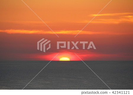 Sunrise from the Japan Sea From Shimane prefecture Mihonoseki Lighthouse Sunrise from the Japan Sea From Shimane prefecture Mihonoseki Lighthouse 42341121