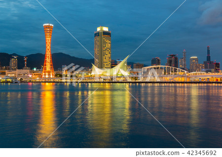 Cityscape view of Skyline and Port of Kobe Tower 42345692