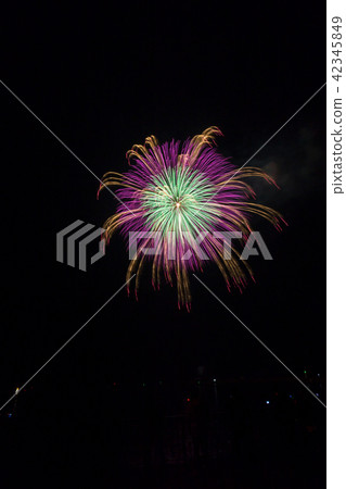 煙花10號尺八煙花 煙花10號尺八煙花 42345849