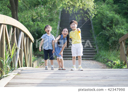 Children Children 42347998