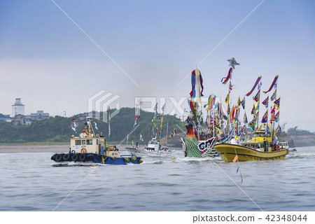 Miyagi Shiogama Minato Festival Mikoshi Ocean Passage Pray for maritime safety reconstruction 42348044