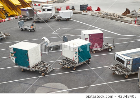 Air Cargo Containers Air Cargo Containers 42348403