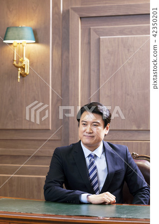 Businessman, Business, CEO, President, Representative, Office, Office, Office, Company Businessman, Business, CEO, President, Representative, Office, Office, Office, Company 42350201