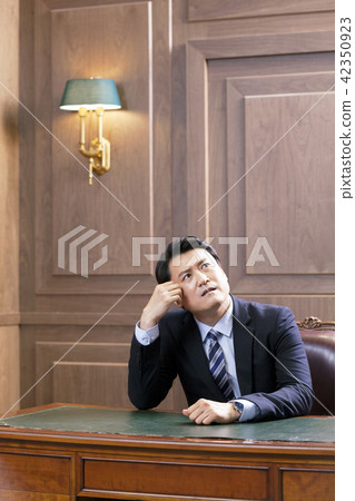 Businessman, Business, CEO, President, Representative, Office, Office, Office, Company Businessman, Business, CEO, President, Representative, Office, Office, Office, Company 42350923