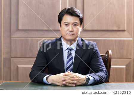 商人,商業,首席執行官,總統,代表,辦公室,辦公室,辦公室,公司 商人,商業,首席執行官,總統,代表,辦公室,辦公室,辦公室,公司 42352810