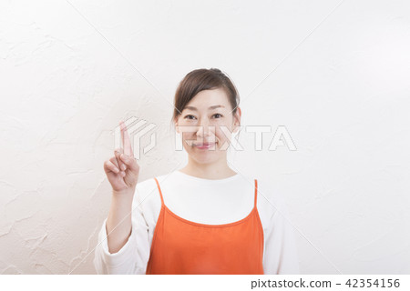 Apron woman 42354156