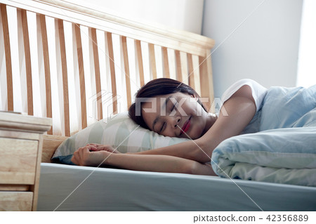 Single Life Holidays Relaxing Morning Single Life Holidays Relaxing Morning 42356889