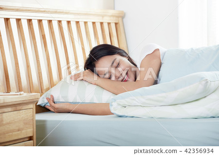 Single Life Holidays Relaxing Morning Single Life Holidays Relaxing Morning 42356934