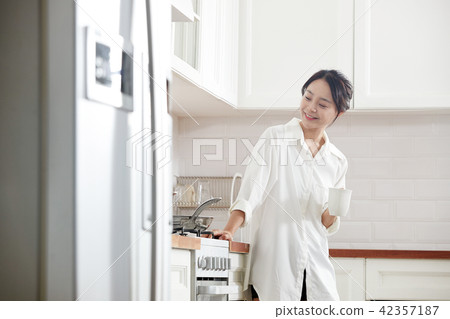 單身生活：一杯咖啡 42357187