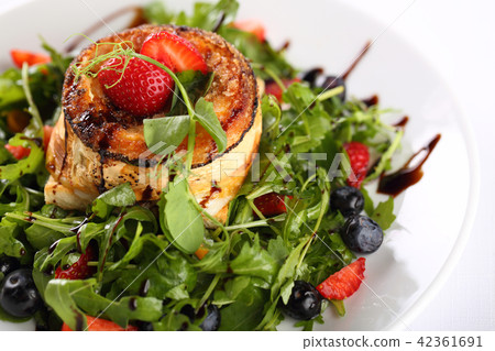 delicious salad with goat cheese delicious salad with goat cheese 42361691
