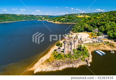 The Chateau de Val, a medieval castle on a bank of the Dordogne in France The Chateau de Val, a medieval castle on a bank of the Dordogne in France 42363438