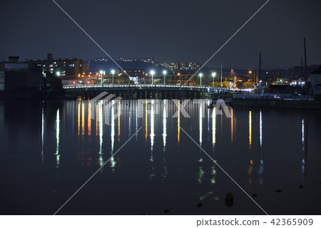 橫濱市金澤區平戶灣【夏天】Yuibabashi南側的夜景 42365909