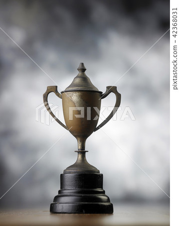old trophy 42368031