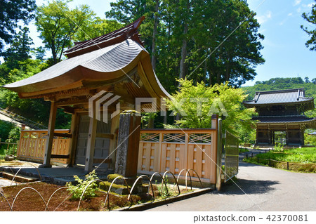 Rinjisenji Somon 42370081