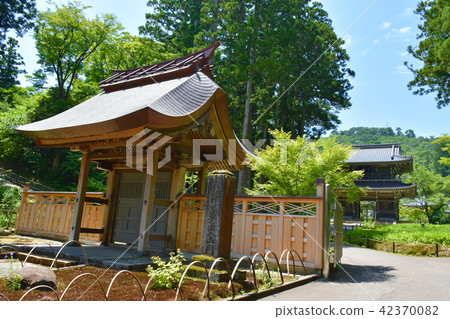 Rinjisenji Somon 42370082