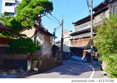 Kaizaka Kanazawa old city skyline Kaizaka Kanazawa old city skyline 42370566