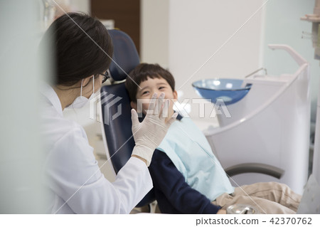 一個牙醫的孩子 一個牙醫的孩子 42370762