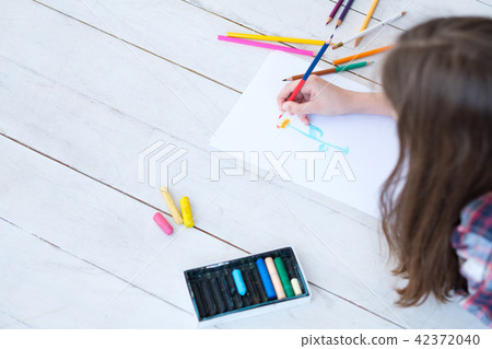 kid creativity art leisure girl drawing flower kid creativity art leisure girl drawing flower 42372040